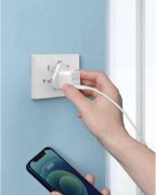 صورة أنكر شاحن باوربورت III بقدرة 20 واط USB C مع كابل C L أبيض